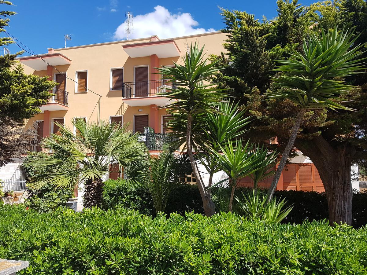 Rivabella Beach Hotel Gallipoli Exterior photo